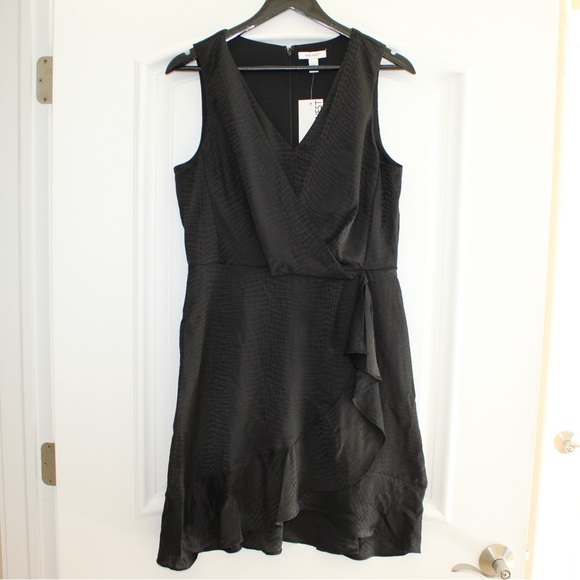 Nine West Dresses & Skirts - Nine West black snake print dress (women’s M) (NWT)